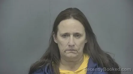 Mugshot of April D Heckelsmiller