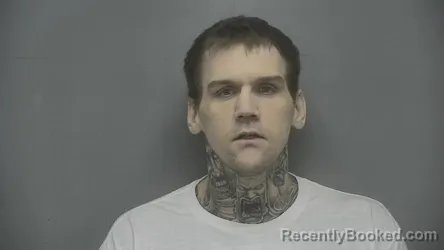 Mugshot of Devlin C Decker