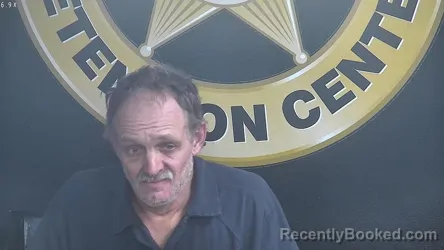 Mugshot of STEPHEN C HOBBS