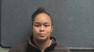 Mugshot of DE ASHIA LENAE LOVE