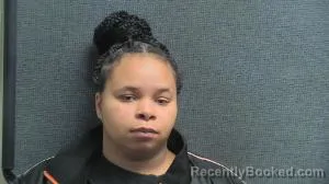 Mugshot of SHAKYRA RENAE TAYLOR