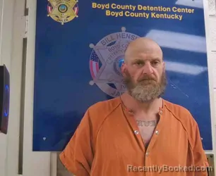 Mugshot of SCOTT WHITE