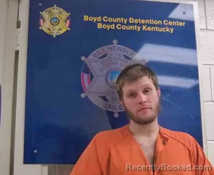 Mugshot of ROBERT MAYNARD