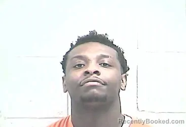 Mugshot of DEAVEON LEONTA CARMICHAEL