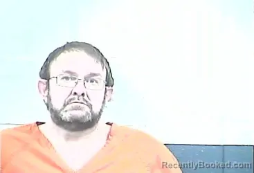 Mugshot of ROBERT THOMAS STOFER