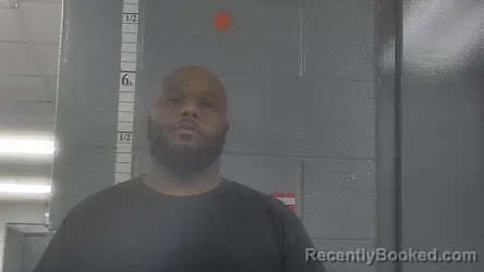 Mugshot of VONZAL LAWSON