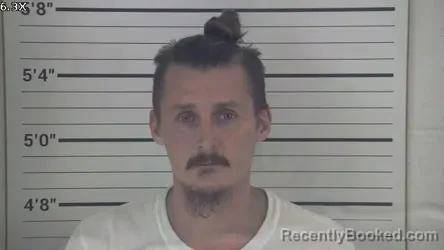 Mugshot of TRAVIS JAMES CLAYTON