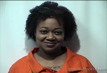 Mugshot of SOMMER CHANEL QUARLES