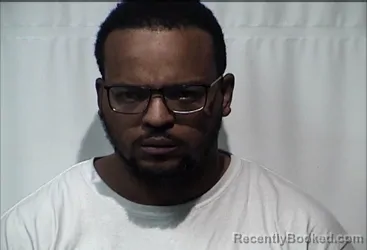 Mugshot of CAMERON DESHAWN MERRITT