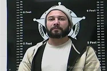 Mugshot of CESAR LINARES-OROZCO