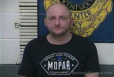 Mugshot of DUSTIN ROWLAND