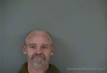 Mugshot of Joshua Glenn Hunter