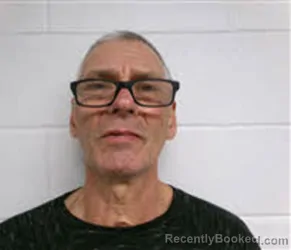 Mugshot of SCOTT EDWARD HOFFMAN