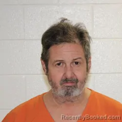 Mugshot of DANIEL LESTER DYER