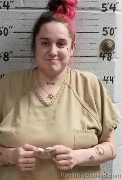 Mugshot of GWYNTH TURNER