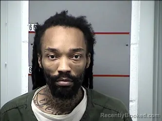 Mugshot of RONNIE DAKOTA COVINGTON