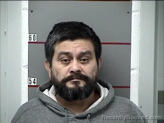 Mugshot of HECTOR-ENRIGUE ESCOBAR-TICAS