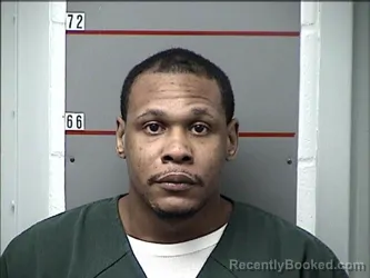 Mugshot of DAVONTAE D HALL