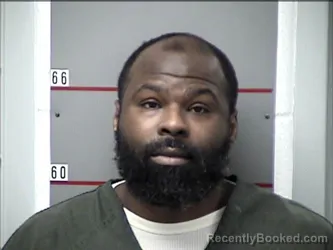 Mugshot of DANTE SHELTON