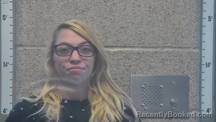 Mugshot of SAMANTHA L SUMMERS