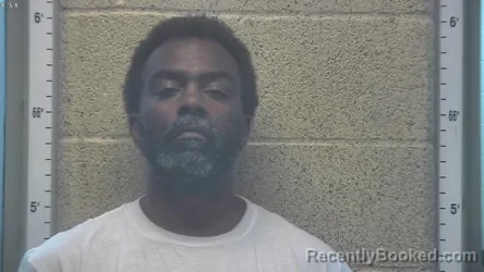 Mugshot of MENELIK HUSSIEN BRANK