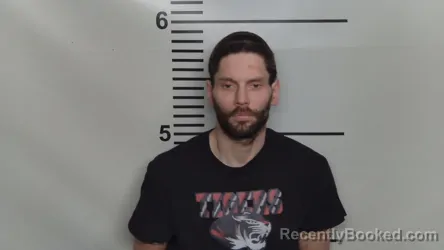 Mugshot of JEREMY M MOODY