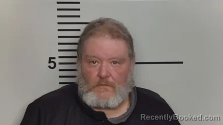 Mugshot of LLOYD B MILLS