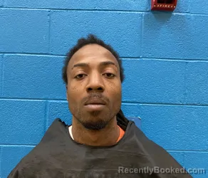 Mugshot of TRAVIS SURRATT