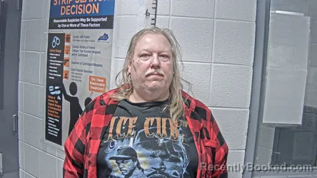 Mugshot of JAMES ROBERT LYNAM