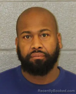 Mugshot of LERAYSHEO SHONTEL BYRD