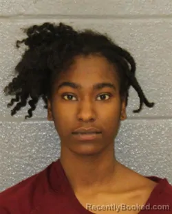 Mugshot of SHALIYAH LYNETTE JOHNSON