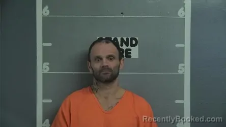 Mugshot of NICHOLAS R CALLOWAY