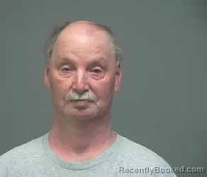 Mugshot of ROBBIE JOE COURTNEY