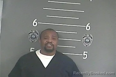 Mugshot of ANTOINE . TURNER