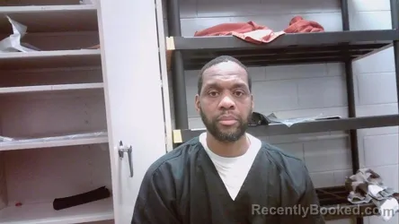 Mugshot of DWAYNE - TAYLOR