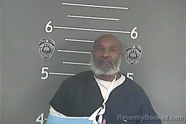 Mugshot of JAMES . DIXON