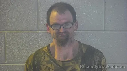 Mugshot of MICHAEL J LAMB