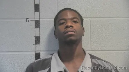Mugshot of ANTAWANE M WALLACE
