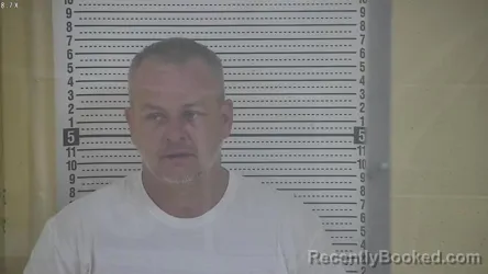 Mugshot of JOSHUA E COCHRAN