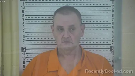 Mugshot of NEVILLE LYNN THOMPSON