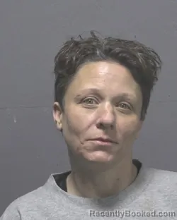 Mugshot of COURTNEY MARIE TOMCZYK