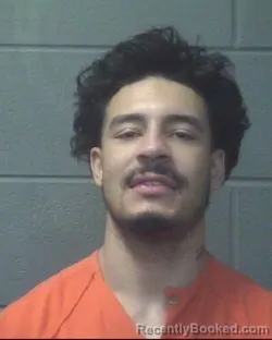 Mugshot of MATHEW LUIS VASQUEZ