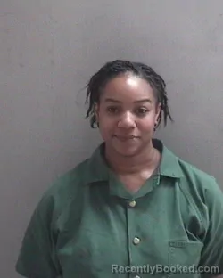 Mugshot of EBONY JANEASE SMYTHE