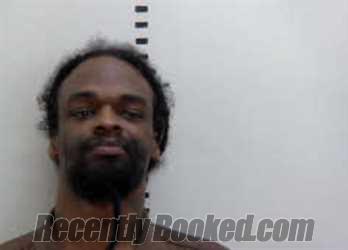 Mugshot of TIAMONTA ROBBINS