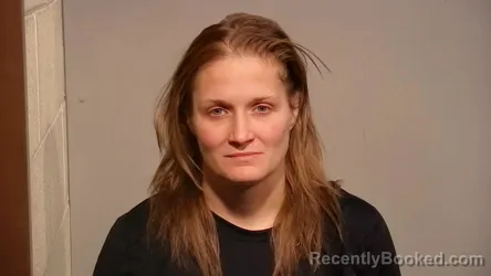 Mugshot of Dana Lynn Dillon