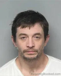 Mugshot of ROBERT CHRISTOPHER PASSMORE