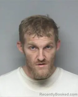 Mugshot of DARREN SHANE HYATT