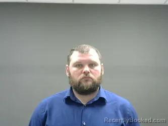 Mugshot of DYLAN MATTHEW MURPHY