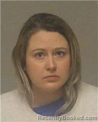Mugshot of AMANDA LORRAINE POQUETTE