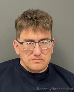 Mugshot of JAKE ANDREW STCLAIRE